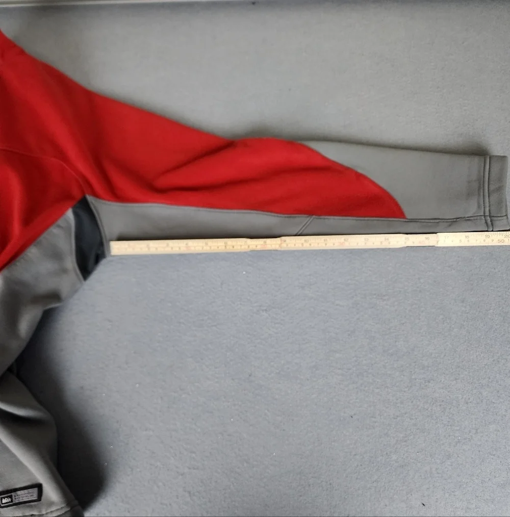 REI POLARTEC Red And Gray Full Zip Jacket Fleece Front Zip Pockets